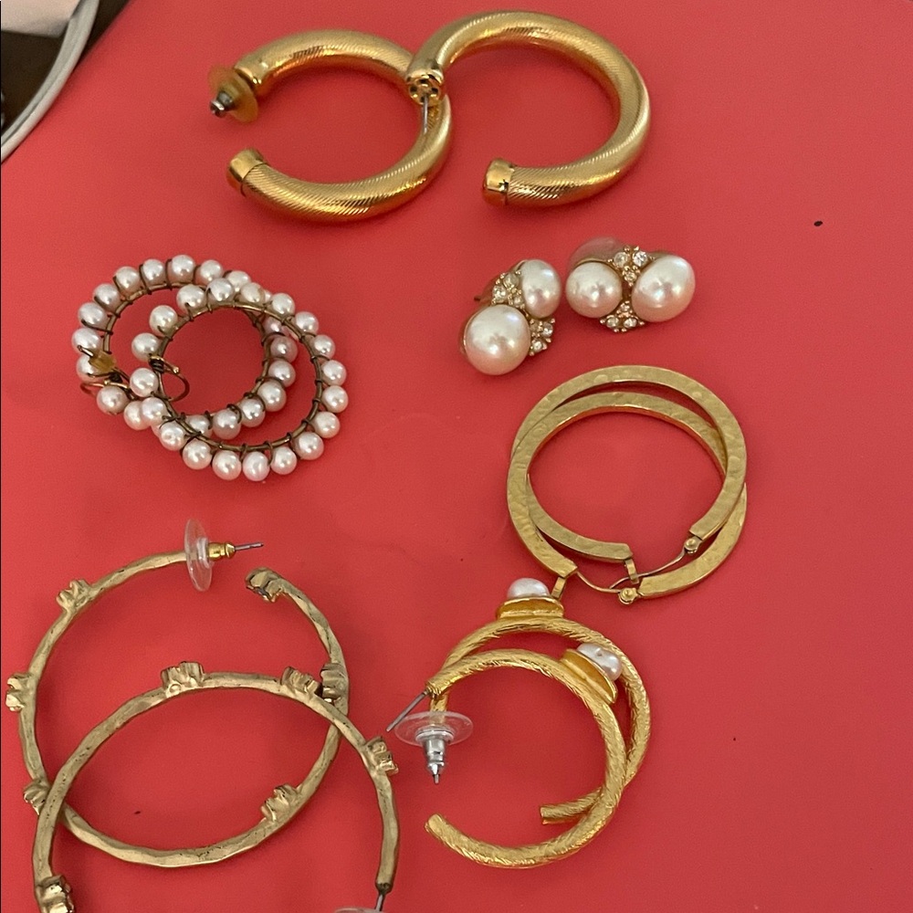 Elegant Gold and Pearl Hoop Earrings Set